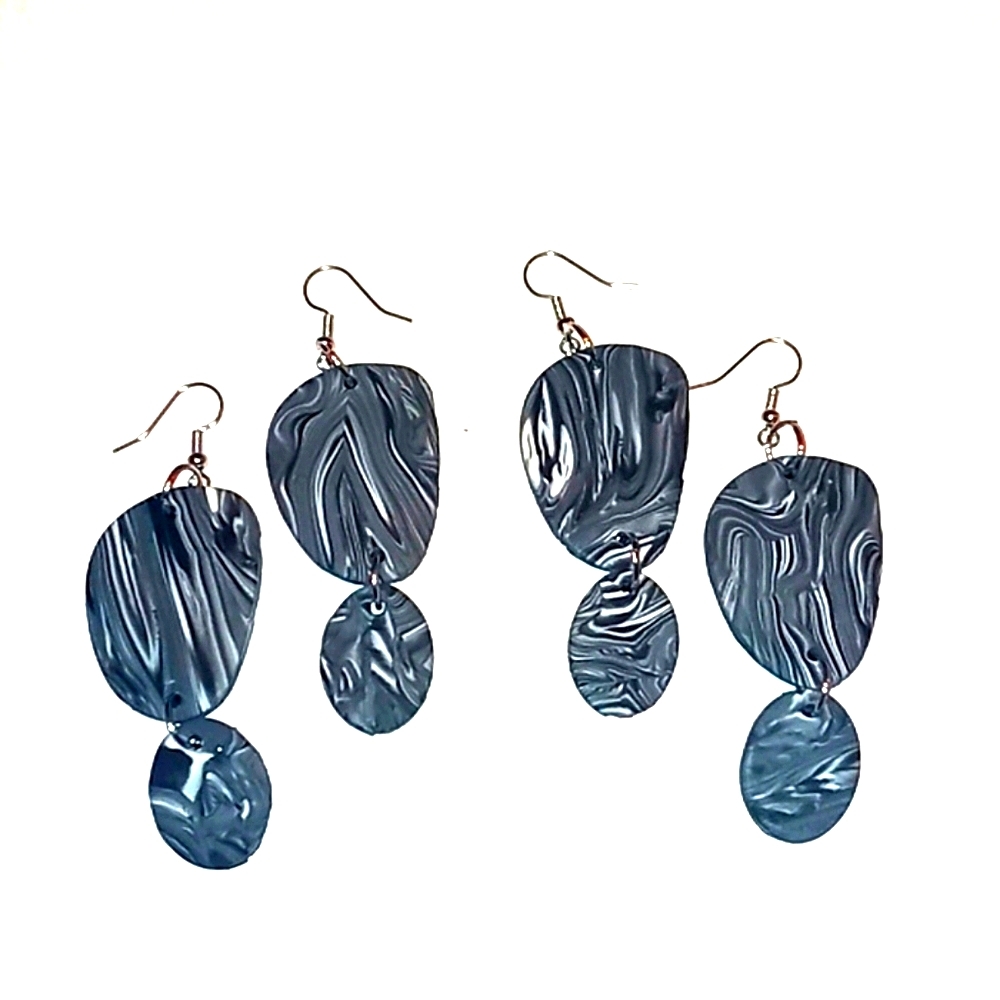 Clay earrings-Zebra stripes